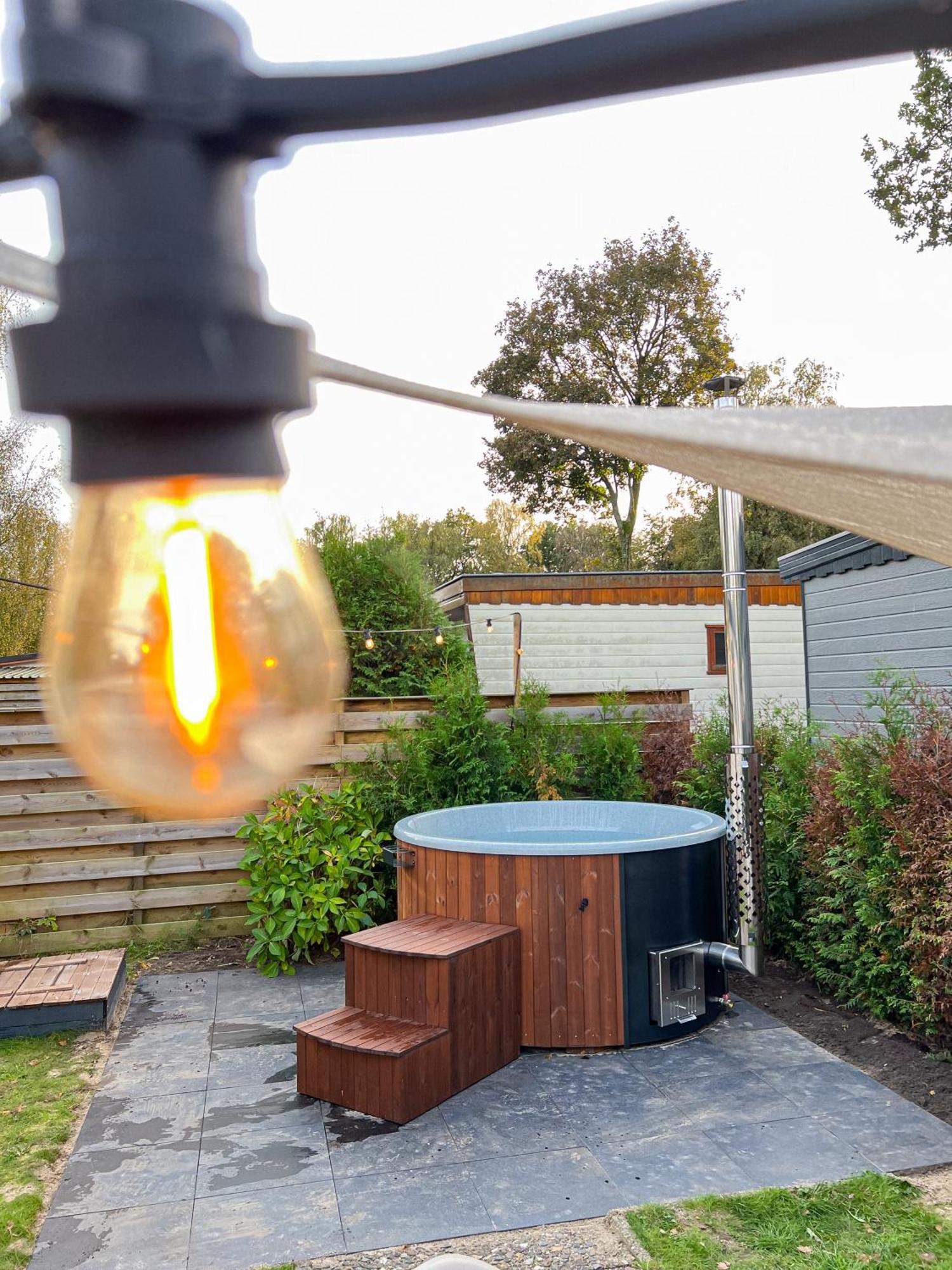 Bosrijk Chalet - Hottub - Veluwe Putten Dış mekan fotoğraf